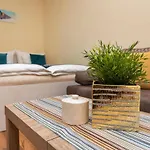 Lovely In Podstrana With Wifi Апартаменты