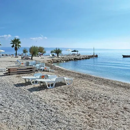 Apartment 1 Bedroom In Podstrana